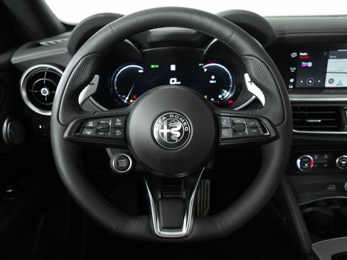 New 2025 Alfa Romeo Stelvio Sprint image 32