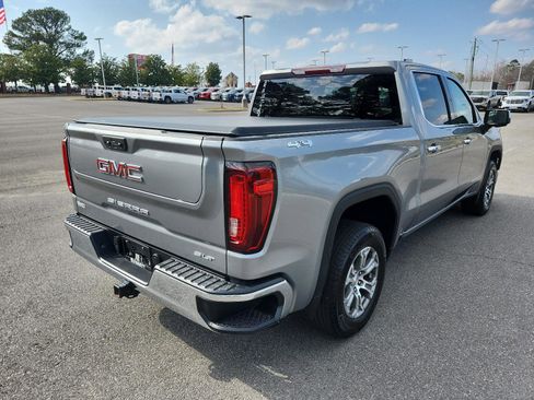 Certified 2024 GMC Sierra 1500 SLT image 3