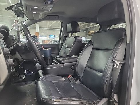 Used 2018 Chevrolet Silverado 1500 LT w/ Rally 2 Edition AWD/4WD image 5