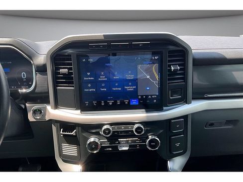 Used 2022 Ford F150 Lightning XLT AWD/4WD image 8