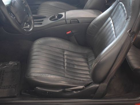 Used 2002 Chevrolet Camaro Z28 RWD image 55
