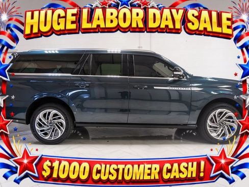 Used 2025 Lincoln Navigator L Reserve AWD/4WD image 38