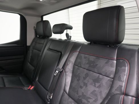Used 2022 Toyota Tundra TRD Pro AWD/4WD image 15