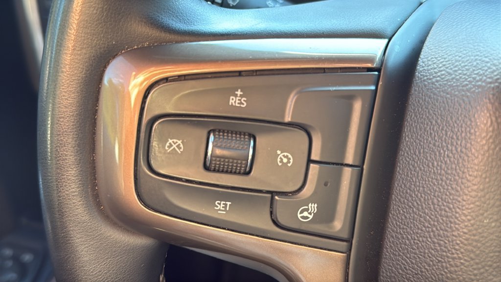 Used 2023 Chevrolet Silverado 3500 High Country AWD/4WD image 25