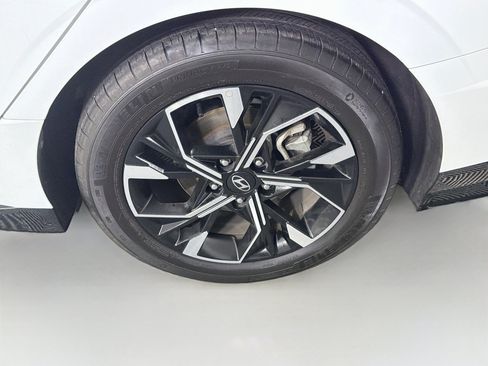 Used 2024 Hyundai Sonata SEL FWD image 11