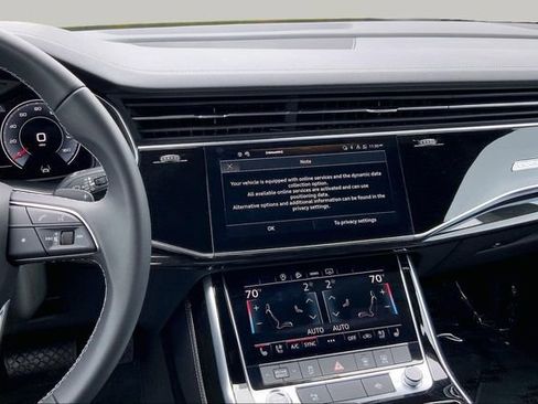 New 2025 Audi Q8 Premium Plus AWD/4WD image 6