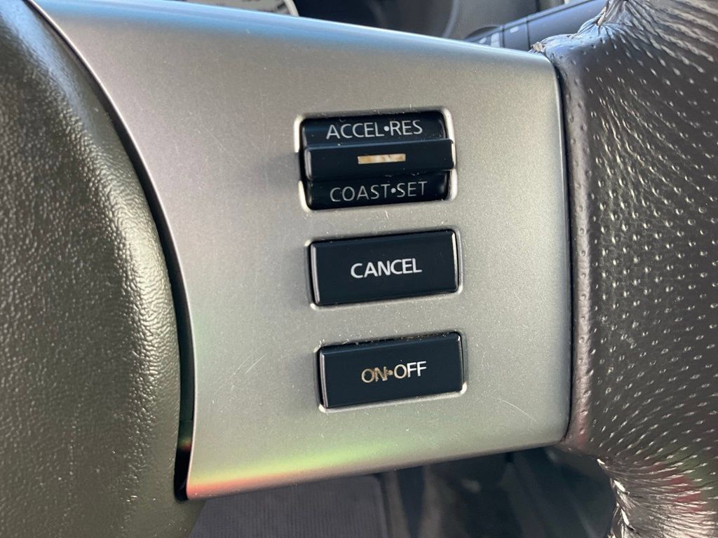 Used 2017 Nissan Frontier PRO-4X AWD/4WD image 11