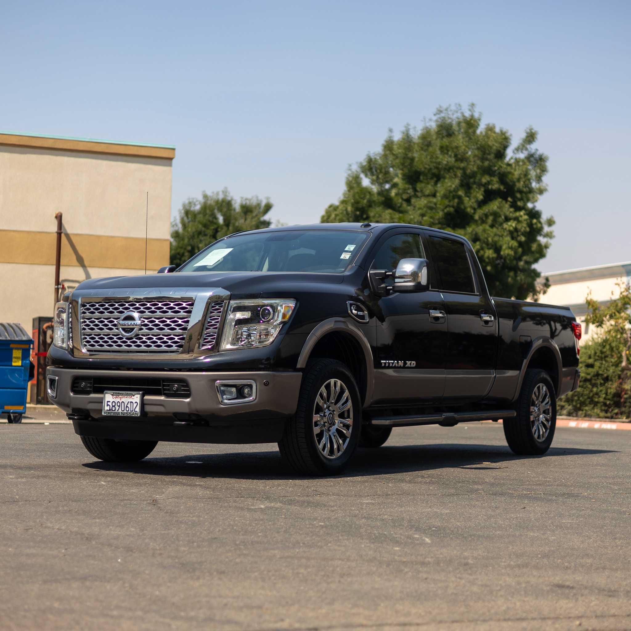 Used 2016 Nissan Titan Platinum Reserve AWD/4WD image 3