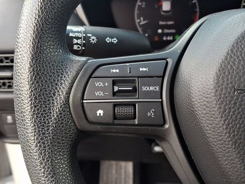 Used 2023 Honda HR-V LX image 21
