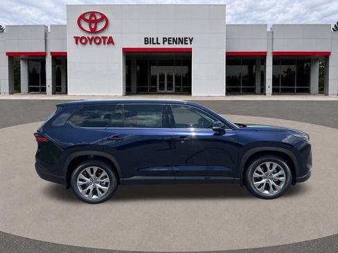 New 2026 Toyota Grand Highlander AWD Hybrid image 6