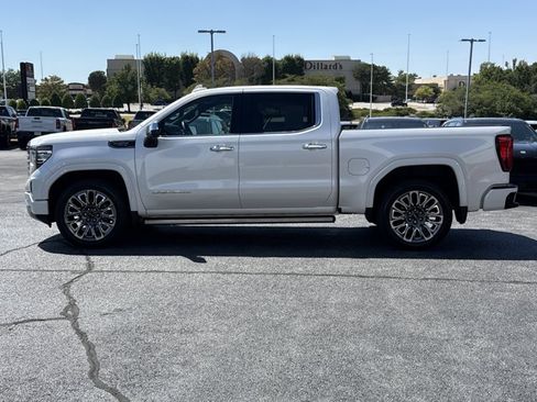 Used 2025 GMC Sierra 1500 Denali Ultimate AWD/4WD image 6