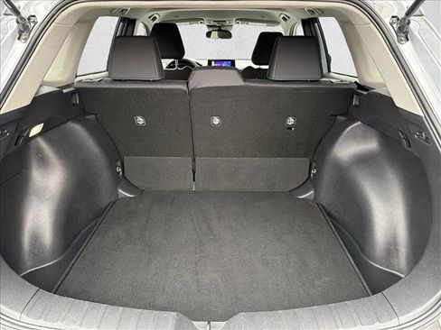 Used 2025 Toyota Corolla Cross LE image 25