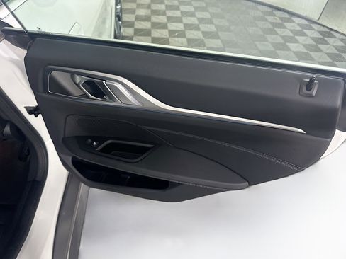 Used 2024 BMW i4 eDrive40 image 31