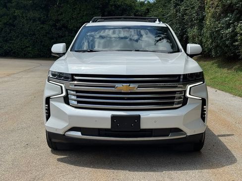 Used 2021 Chevrolet Tahoe High Country AWD/4WD image 3