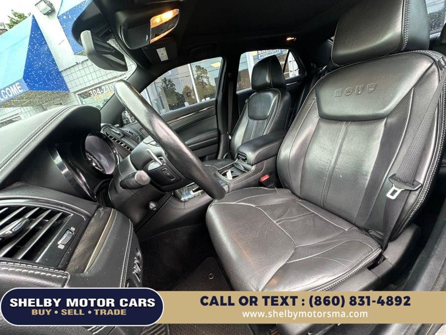 Used 2014 Chrysler 300 C AWD/4WD image 10