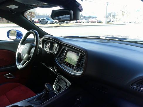 Used 2022 Dodge Challenger GT w/ Plus Package image 21