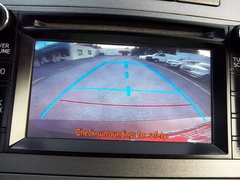 Used 2014 Toyota Venza LE w/ LE Convenience Package AWD/4WD image 25