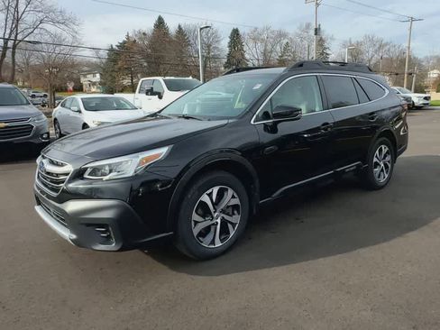 Used 2020 Subaru Outback Limited image 4