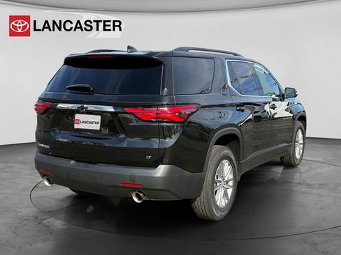 Used 2023 Chevrolet Traverse LT w/ LPO, Cargo Package FWD image 7