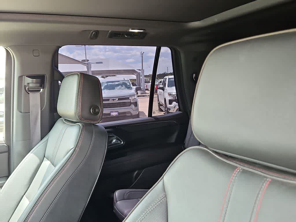 Used 2023 Chevrolet Tahoe RST w/ Luxury Package AWD/4WD image 15