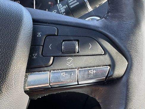 Used 2023 Cadillac XT4 Premium Luxury w/ Cold Weather Package image 30