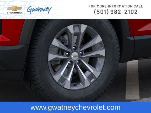 New 2026 Chevrolet Equinox LT w/ Convenience Package II FWD image 9