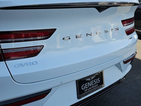 Certified 2026 Genesis GV80 3.5T e-SC AWD/4WD image 11