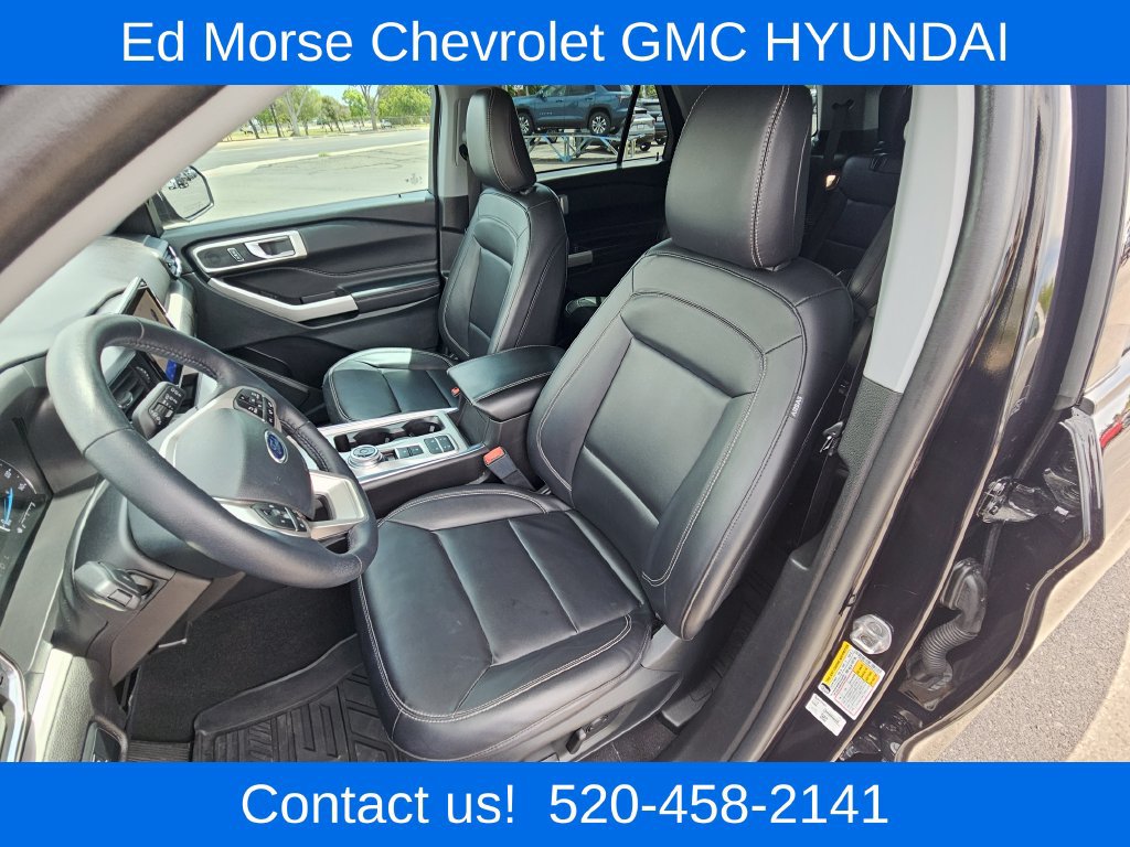 Used 2023 Ford Explorer XLT w/ Equipment Group 202A RWD image 9