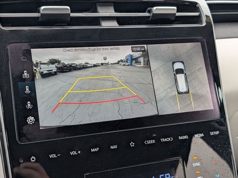 Used 2024 Hyundai Tucson Limited AWD/4WD image 18