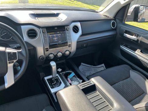 Used 2016 Toyota Tundra SR5 AWD/4WD image 30