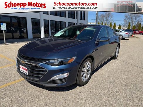Used 2020 Chevrolet Malibu LT image 1