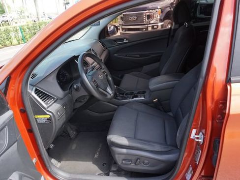 Used 2017 Hyundai Tucson SE w/ SE Popular Package 02 FWD image 12