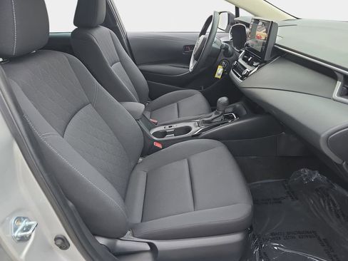 Used 2023 Toyota Corolla LE FWD image 12