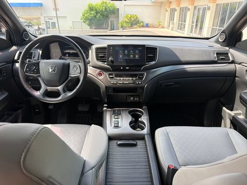 Used 2019 Honda Passport EX-L image 42