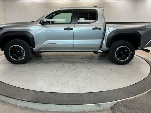 New 2026 Toyota Tacoma TRD Off-Road AWD/4WD image 2