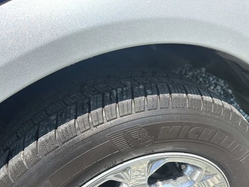 Used 2014 RAM 1500 Laramie AWD/4WD image 22