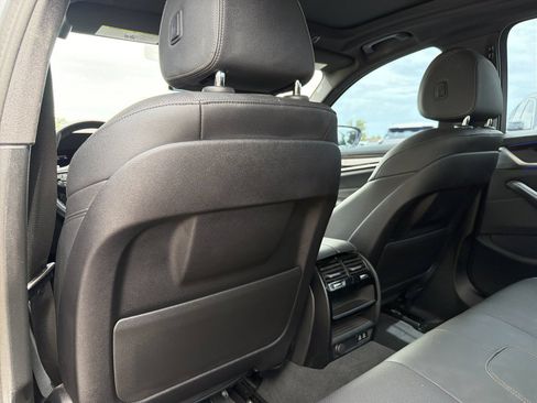 Used 2023 BMW 540i w/ Convenience Package RWD image 19