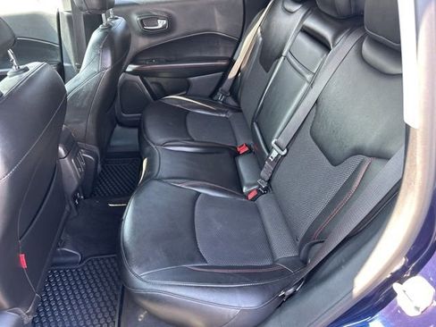 Used 2020 Jeep Compass Trailhawk image 23