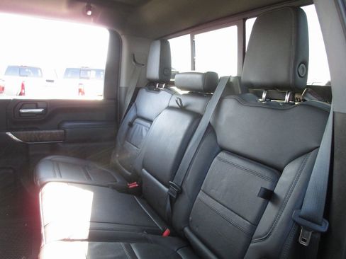 Used 2021 GMC Sierra 3500 Denali w/ Denali Black Diamond Edition image 25