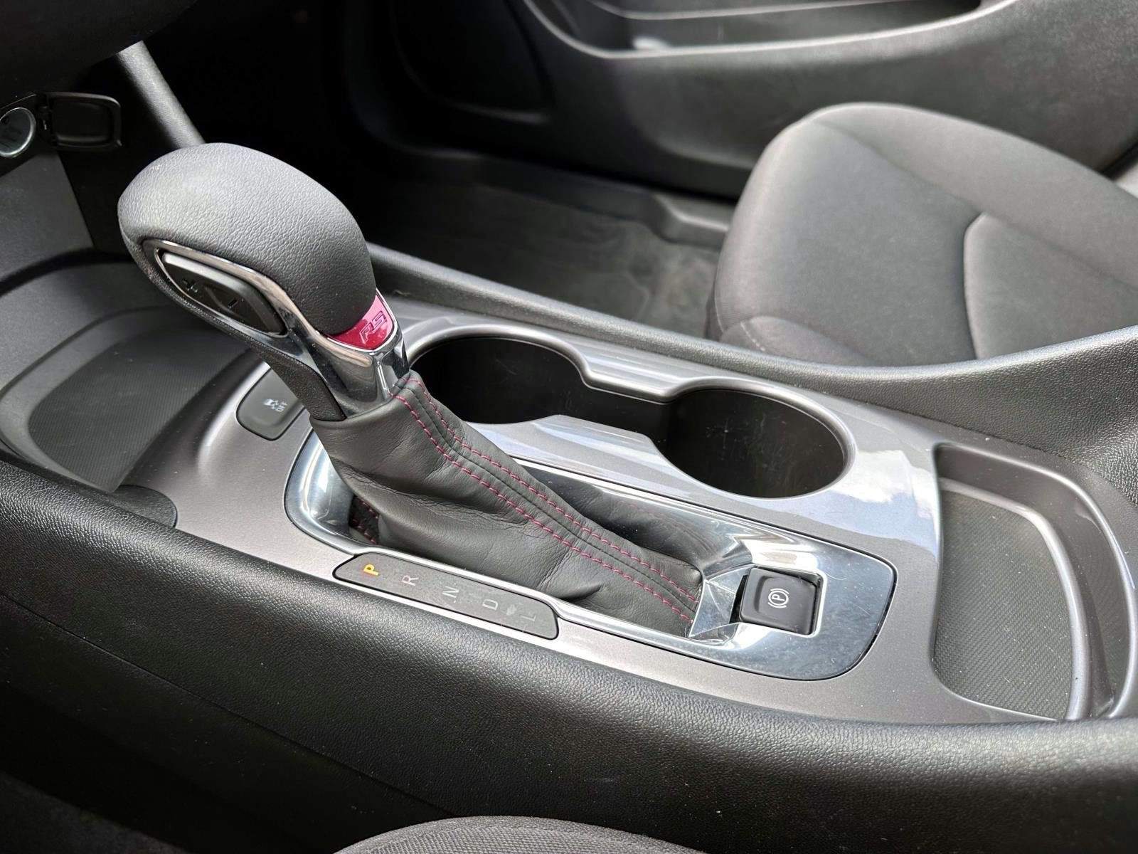 Used 2024 Chevrolet Malibu RS FWD image 25