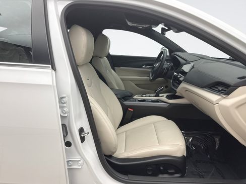 Used 2021 Cadillac CT4 Premium Luxury RWD image 18