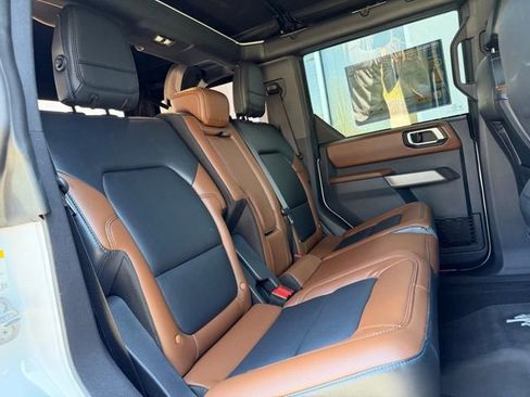 Used 2023 Ford Bronco Outer Banks image 57