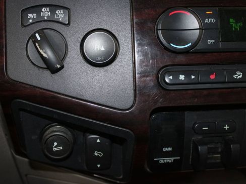 Used 2008 Ford F250 Lariat image 30