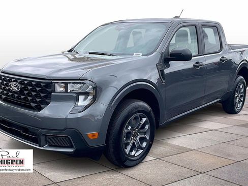 New 2026 Ford Maverick XLT image 2