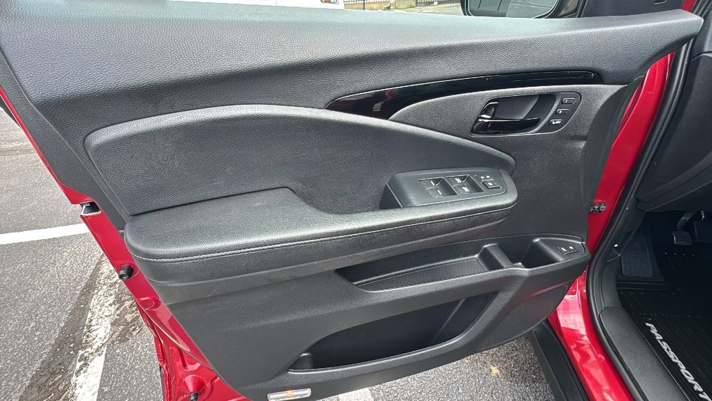 Used 2022 Honda Passport Elite image 12
