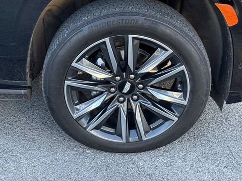 Used 2024 Cadillac Escalade Sport Platinum w/ Heavy-Duty Trailer Package image 9