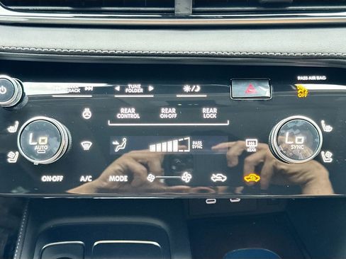 New 2027 INFINITI QX60 Luxe w/ Cargo Package FWD image 16