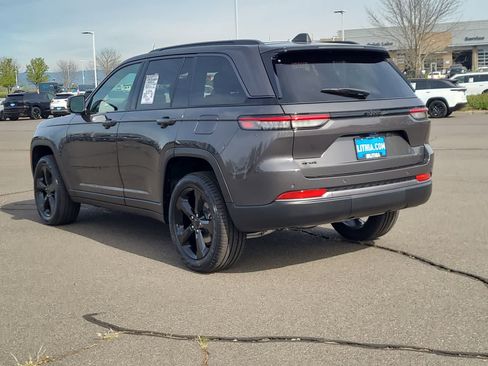 New 2026 Jeep Grand Cherokee Limited AWD/4WD image 12