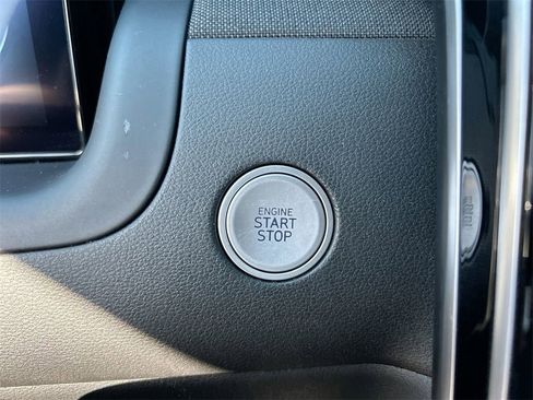 Certified 2023 Hyundai Santa Cruz Limited image 32