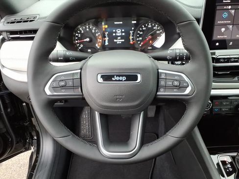 New 2026 Jeep Compass Limited image 20